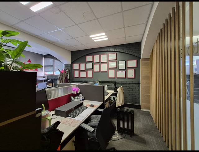 1,060M² OFFICE FOR SALE IN ILLOVO